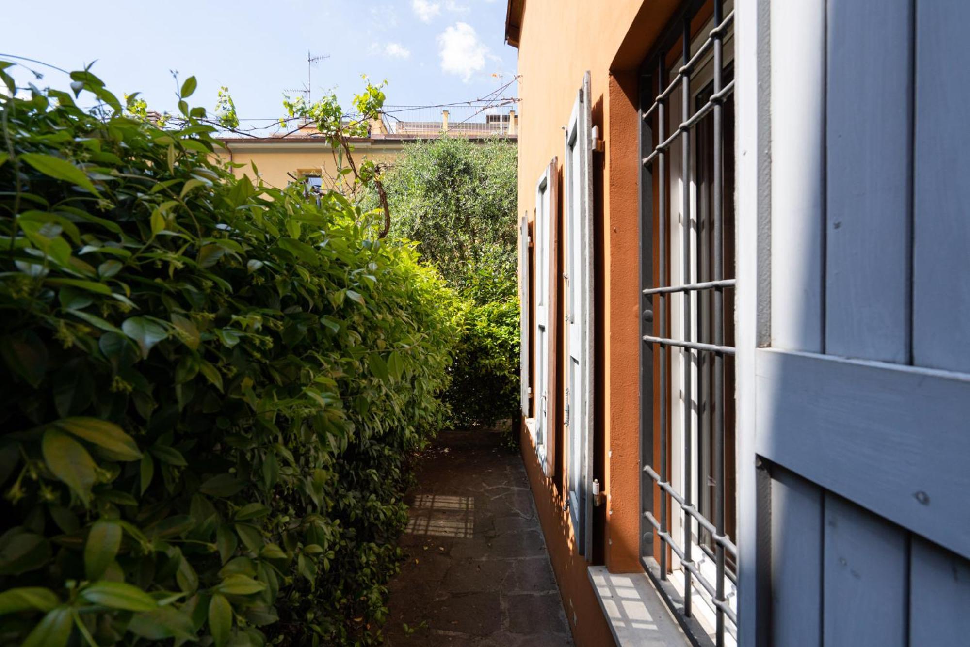 Апартаменти Authentic Bologna Relax: 10 Minutes From The Heart Of Town Екстер'єр фото