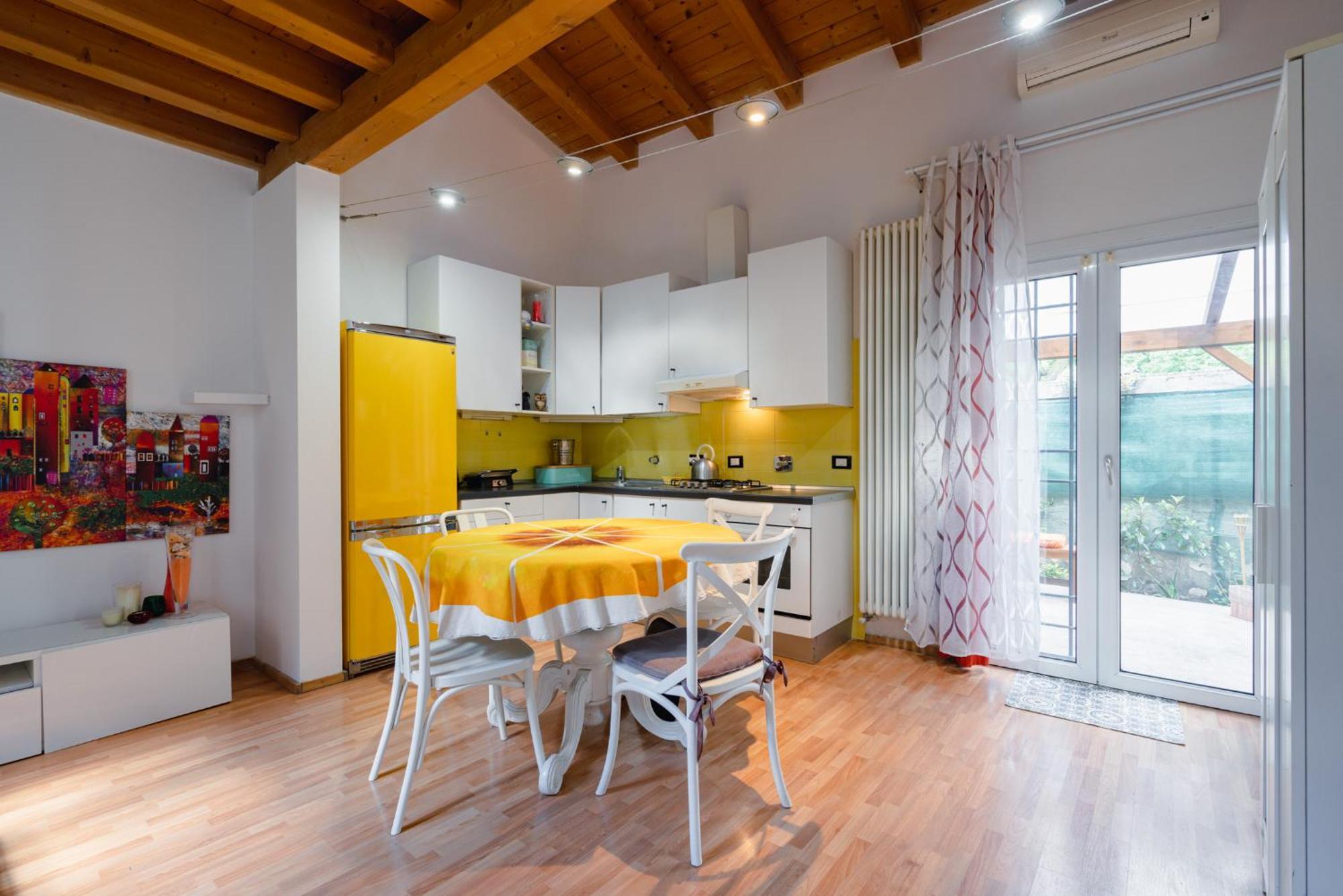 Апартаменти Authentic Bologna Relax: 10 Minutes From The Heart Of Town Екстер'єр фото